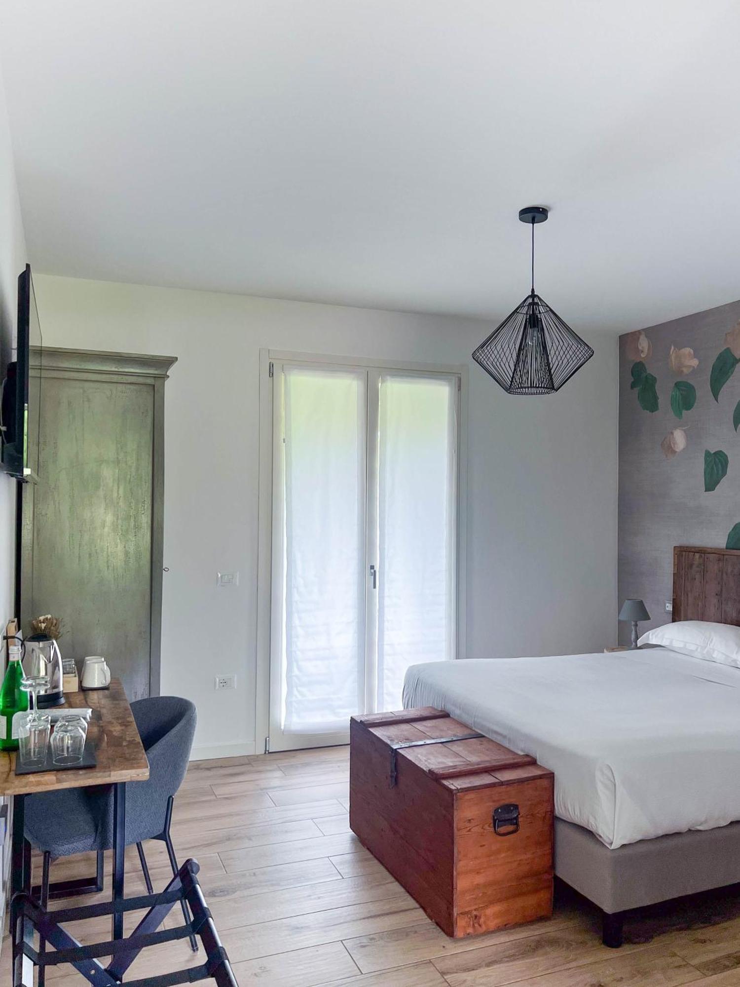 Bed And Breakfast Le Giale Castelnuovo del Garda Room photo
